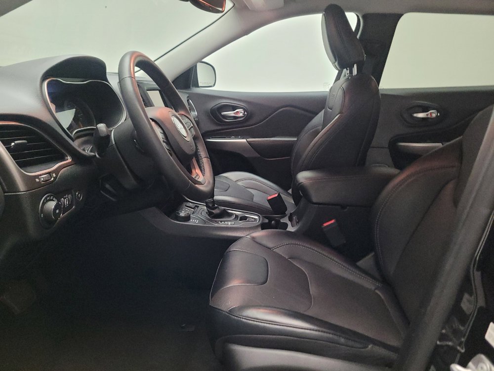Used 2022 Jeep Cherokee Latitude Lux AWD/4WD image 17