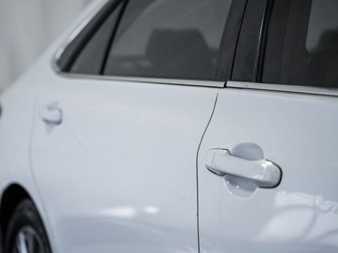 Used 2016 Toyota Camry XLE image 11