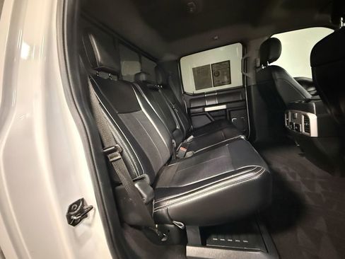 Used 2020 Ford F250 Lariat w/ FX4 Off-Road Package image 14