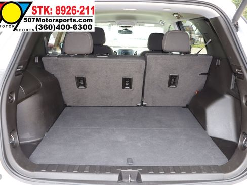 Used 2022 Chevrolet Equinox LT w/ Driver Convenience Package image 14