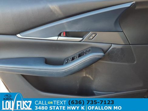 Used 2021 MAZDA CX-30 FWD 2.5 S w/ Select Package image 23