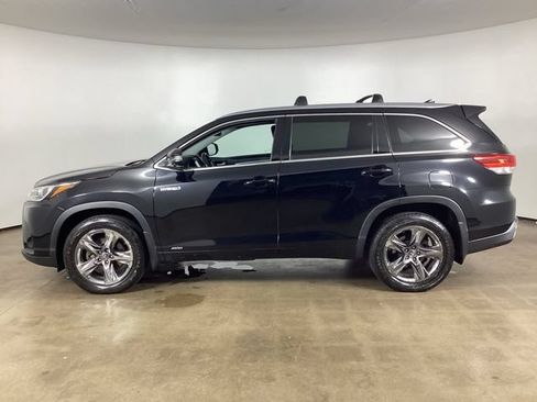 Used 2017 Toyota Highlander Limited Platinum AWD/4WD image 7