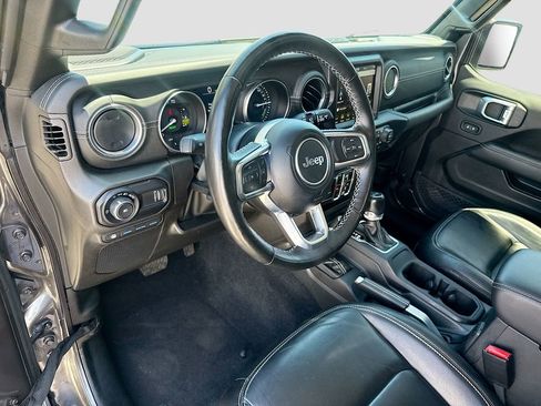 Used 2023 Jeep Wrangler Unlimited Sahara w/ Cold Weather Group image 9