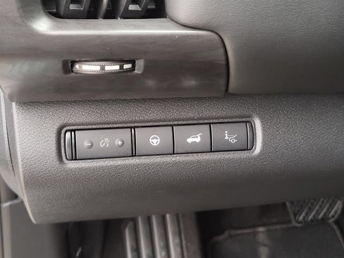 New 2026 Nissan Pathfinder Platinum FWD image 20