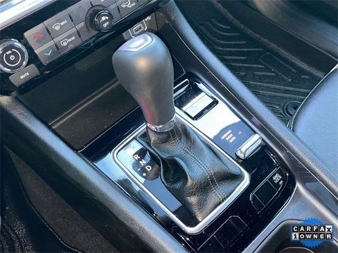 Used 2024 Jeep Compass Latitude image 18