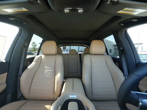 New 2026 Mercedes-Benz GLE 450 4MATIC image 32