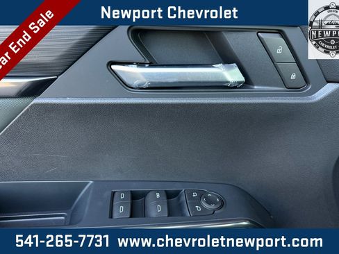 New 2026 GMC Acadia AT4 w/ LPO, Floor Liner Package image 9