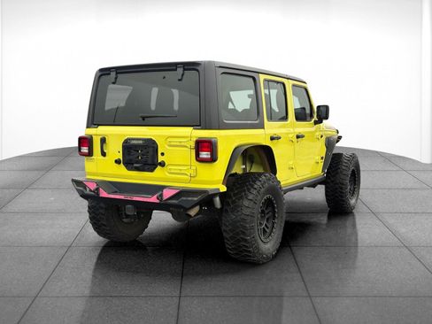 Used 2023 Jeep Wrangler Unlimited Rubicon w/ Cold Weather Group image 7