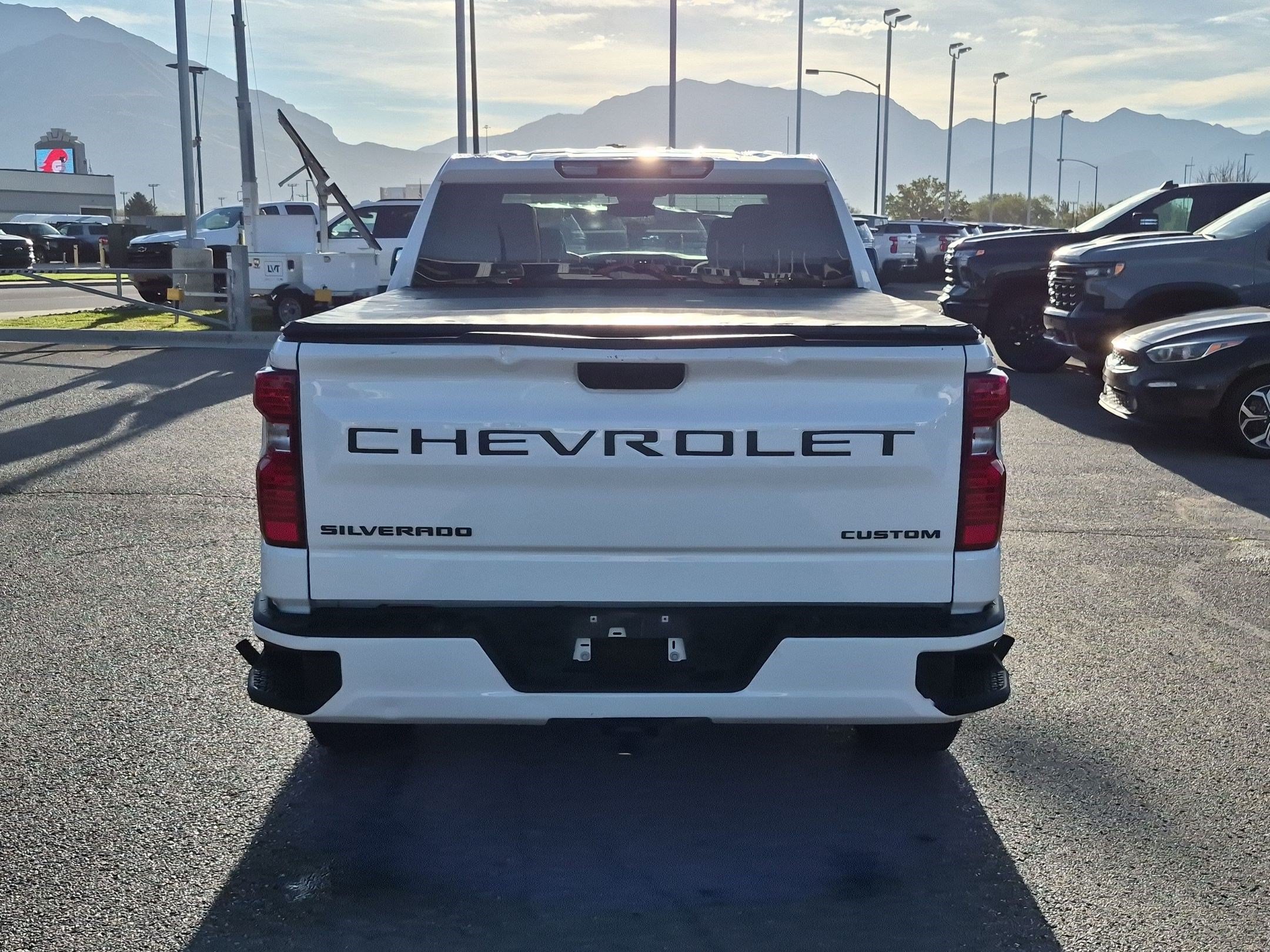 Used 2022 Chevrolet Silverado 1500 Custom w/ LPO, Dark Essentials Package AWD/4WD image 4