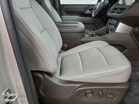 Used 2024 Chevrolet Tahoe LT w/ Luxury Package image 21