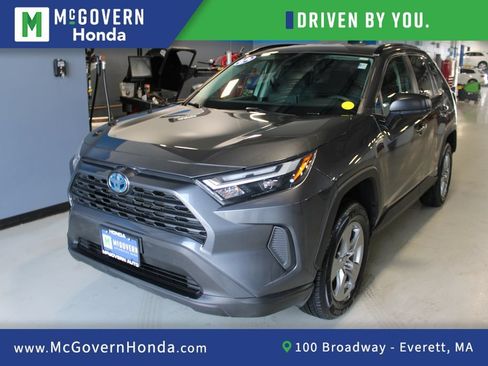 Used 2024 Toyota RAV4 LE AWD/4WD image 1