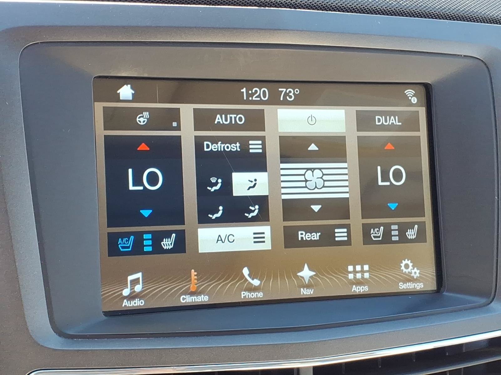 Used 2017 Lincoln MKT AWD w/ Technology Package image 19