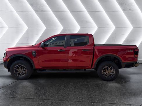 Used 2025 Ford Ranger XLT w/ Equipment Group 301A High AWD/4WD image 4