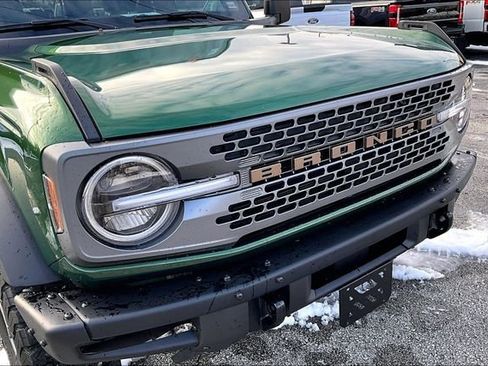 Used 2024 Ford Bronco Badlands image 30