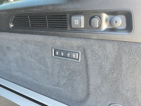 Used 2024 Jeep Grand Wagoneer L Series II w/ Quick Order Packagew 28T AWD/4WD image 32