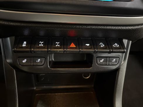 Used 2018 Chevrolet Colorado ZR2 image 23