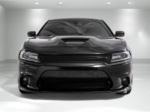 Used 2021 Dodge Charger R/T w/ Blacktop Package image 4