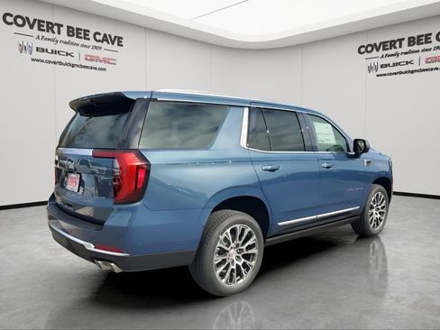 New 2026 GMC Yukon Denali w/ Sun & Power Step Package image 9