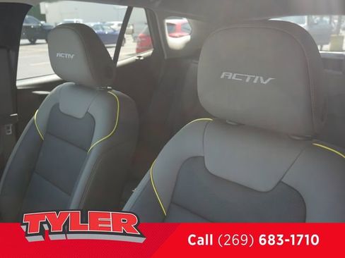 New 2025 Chevrolet Trax ACTIV w/ Sunroof Package image 38