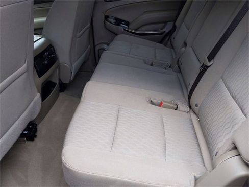 Used 2020 GMC Yukon SLE w/ SLE Value Package image 22