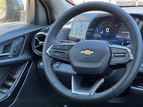 New 2026 Chevrolet Equinox LT image 25