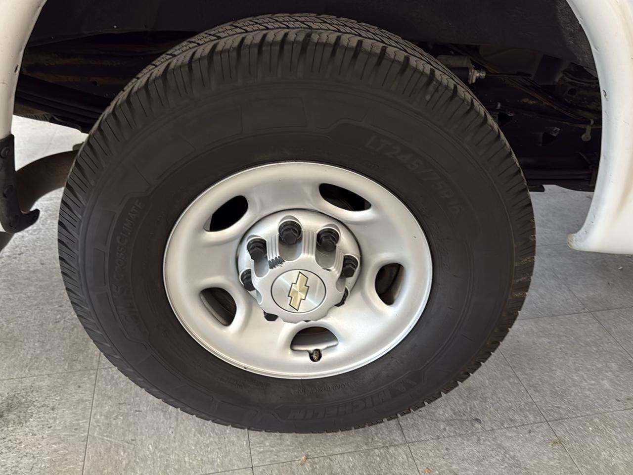Used 2021 Chevrolet Express 2500 Extended w/ Driver Convenience Package RWD image 50