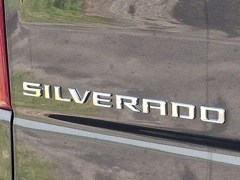 Used 2022 Chevrolet Silverado 1500 LT image 30