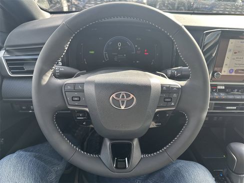 New 2026 Toyota Camry SE image 17