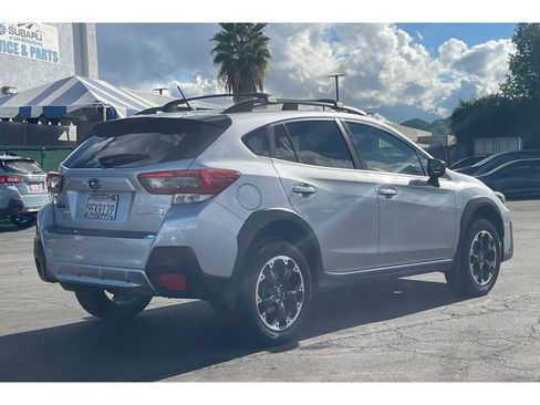 Certified 2023 Subaru Crosstrek 2.0i image 5