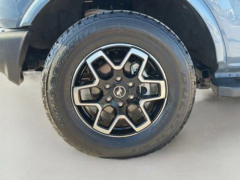 Used 2023 Ford Bronco Outer Banks AWD/4WD image 40