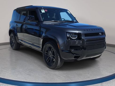 New 2026 Land Rover Defender 110 X-Dynamic SE AWD/4WD image 3
