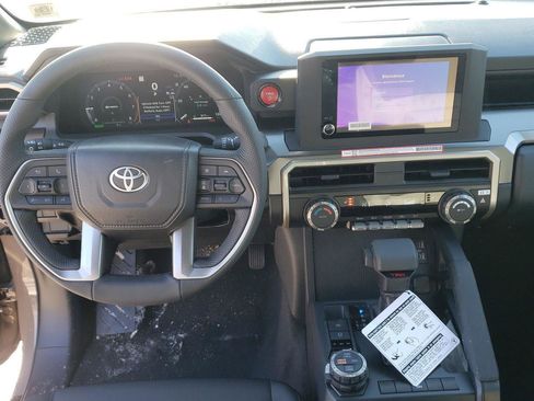 New 2026 Toyota Tacoma TRD Off-Road AWD/4WD image 12