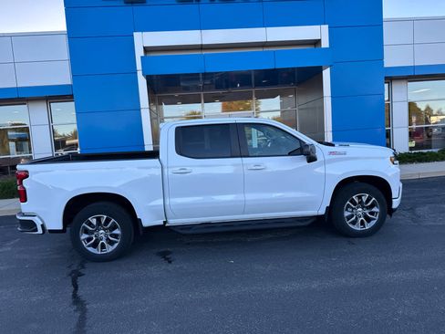 Certified 2022 Chevrolet Silverado 1500 RST image 3