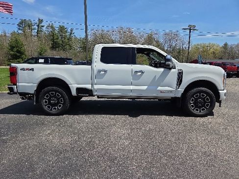 Used 2023 Ford F350 Platinum AWD/4WD image 39