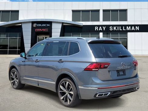 Used 2022 Volkswagen Tiguan SEL R-Line AWD/4WD image 4