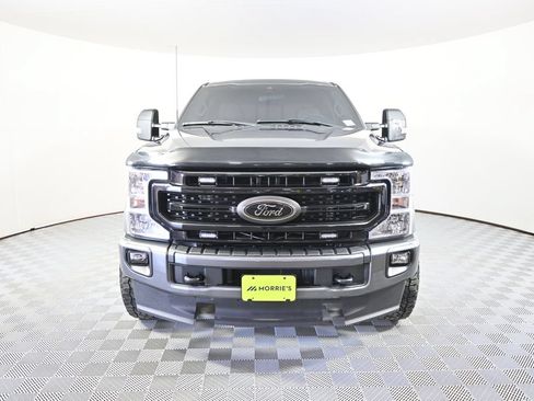 Used 2022 Ford F250 XLT w/ Black Appearance Package AWD/4WD image 11