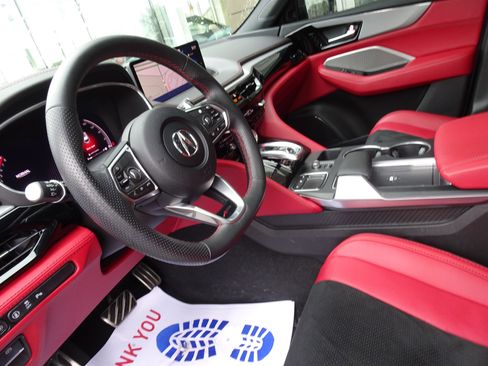 Used 2024 Acura MDX A-Spec image 12