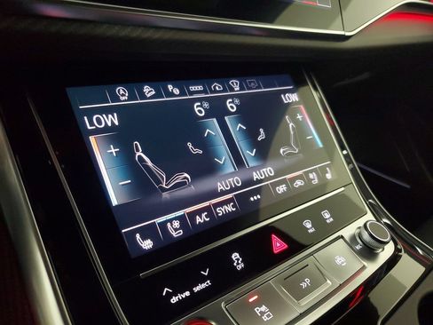 Used 2024 Audi RS Q8 AWD/4WD image 28