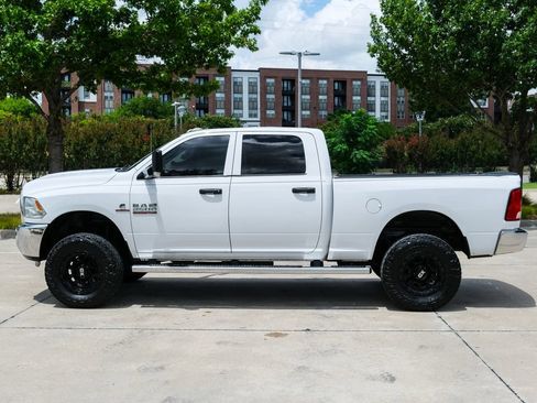 Used 2016 RAM 2500 Tradesman w/ Chrome Appearance Group AWD/4WD image 10