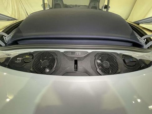 Certified 2025 Porsche 911 Carrera 4 GTS AWD/4WD image 18