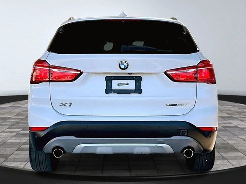 Used 2018 BMW X1 xDrive28i AWD/4WD image 5