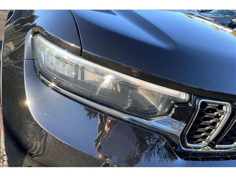 Used 2024 Jeep Grand Cherokee L Limited w/ Luxury Tech Group II image 29