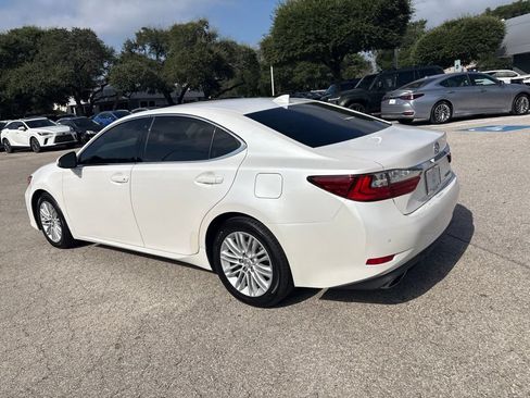 Used 2017 Lexus ES 350 w/ Premium Package FWD image 3