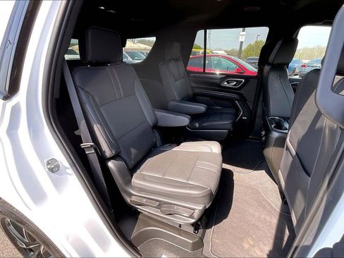 Used 2022 Chevrolet Tahoe RST w/ Sport Performance Package image 27