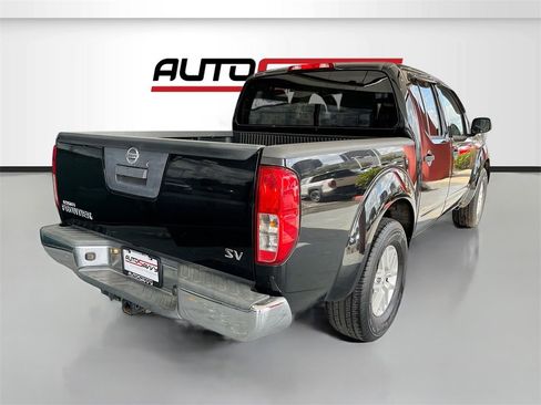 Used 2019 Nissan Frontier SV image 7