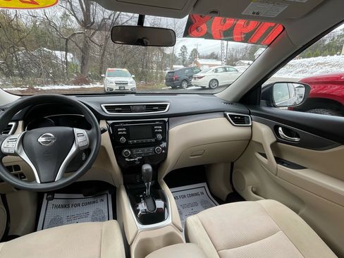 Used 2016 Nissan Rogue S image 19