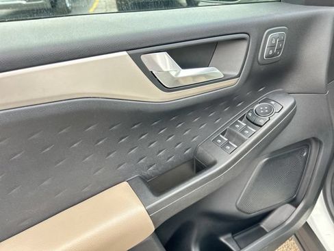Used 2020 Ford Escape SEL FWD image 26
