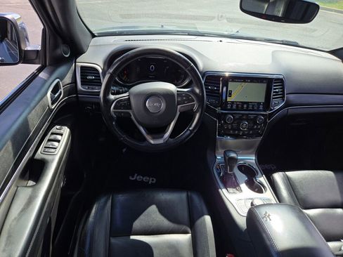 Used 2020 Jeep Grand Cherokee Limited image 17