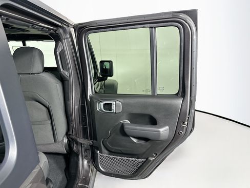 Used 2023 Jeep Wrangler Unlimited w/ 8.4" Radio Group AWD/4WD image 28