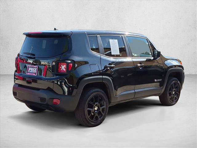 Used 2023 Jeep Renegade Latitude AWD/4WD image 5